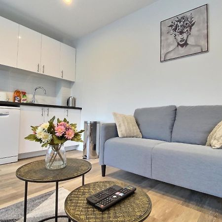 Cozy Appart' A Deux Pas De La Gare - Cozy Houses Palaiseau Exterior foto